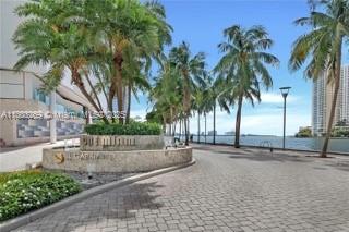335 S Biscayne Blvd #2308, Miami FL 33131