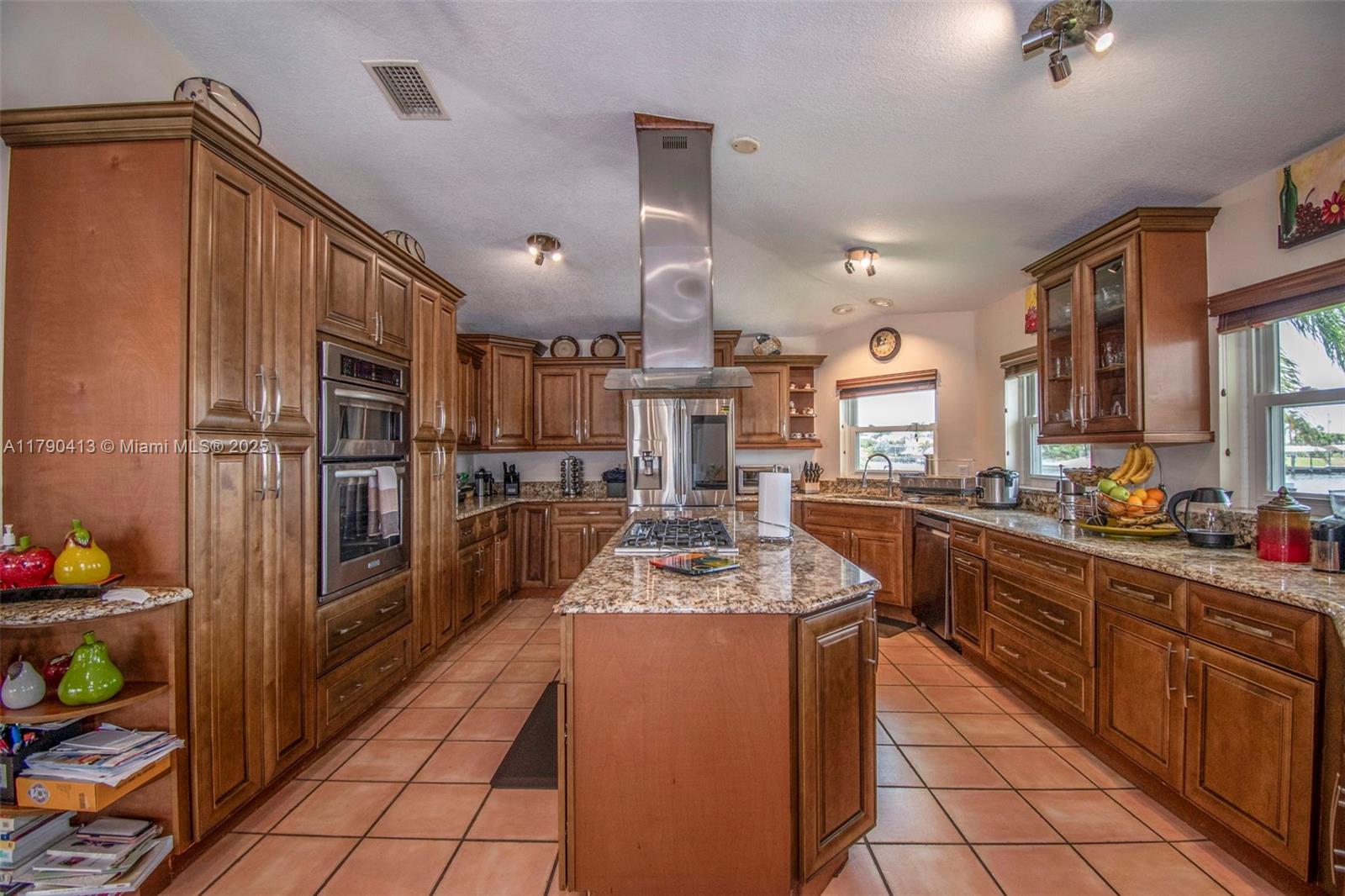 3528 SE 16th Pl, Cape Coral, Florida image 11