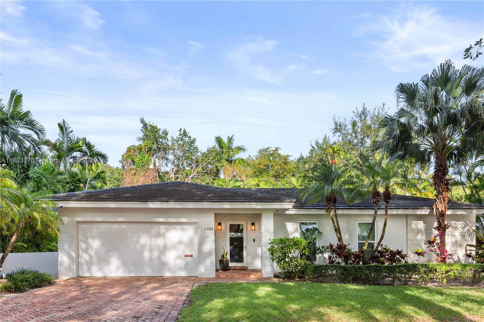 6809  Mentone St  For Sale A11803276, FL