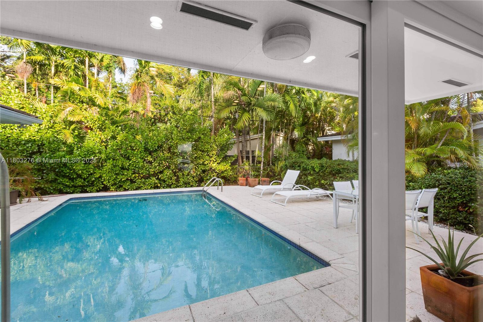 6809 Mentone St, Coral Gables, Florida image 11