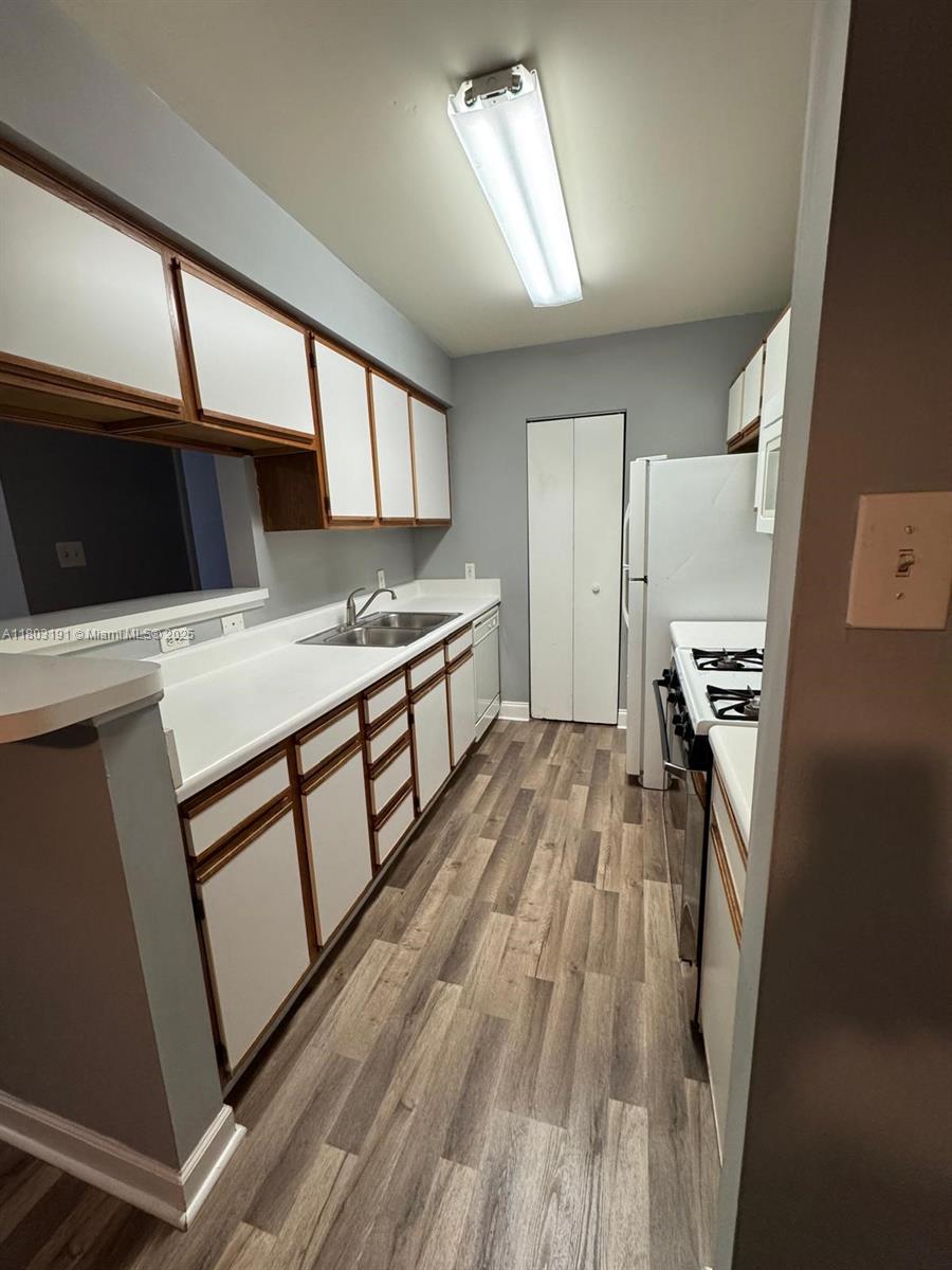 Property photo # 0