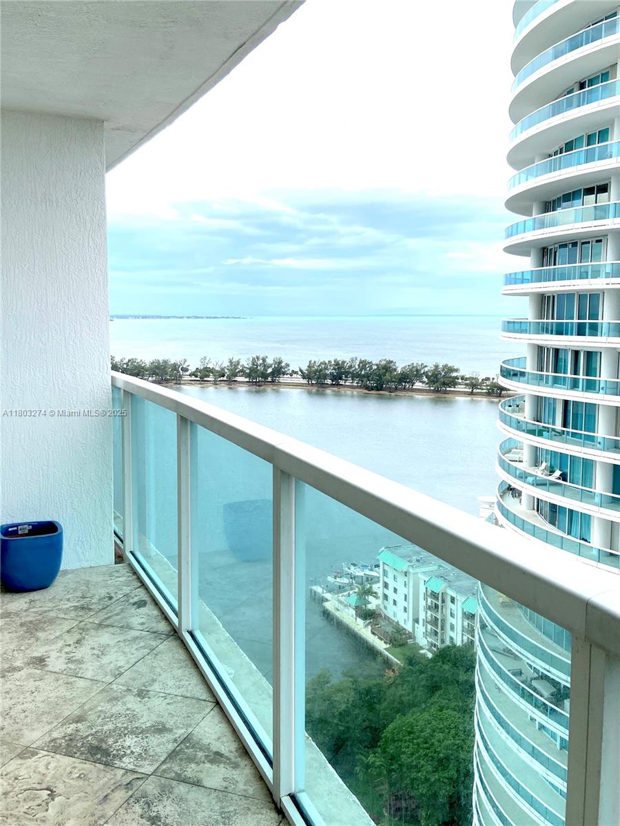 2101  Brickell Ave #2210 For Sale A11803274, FL