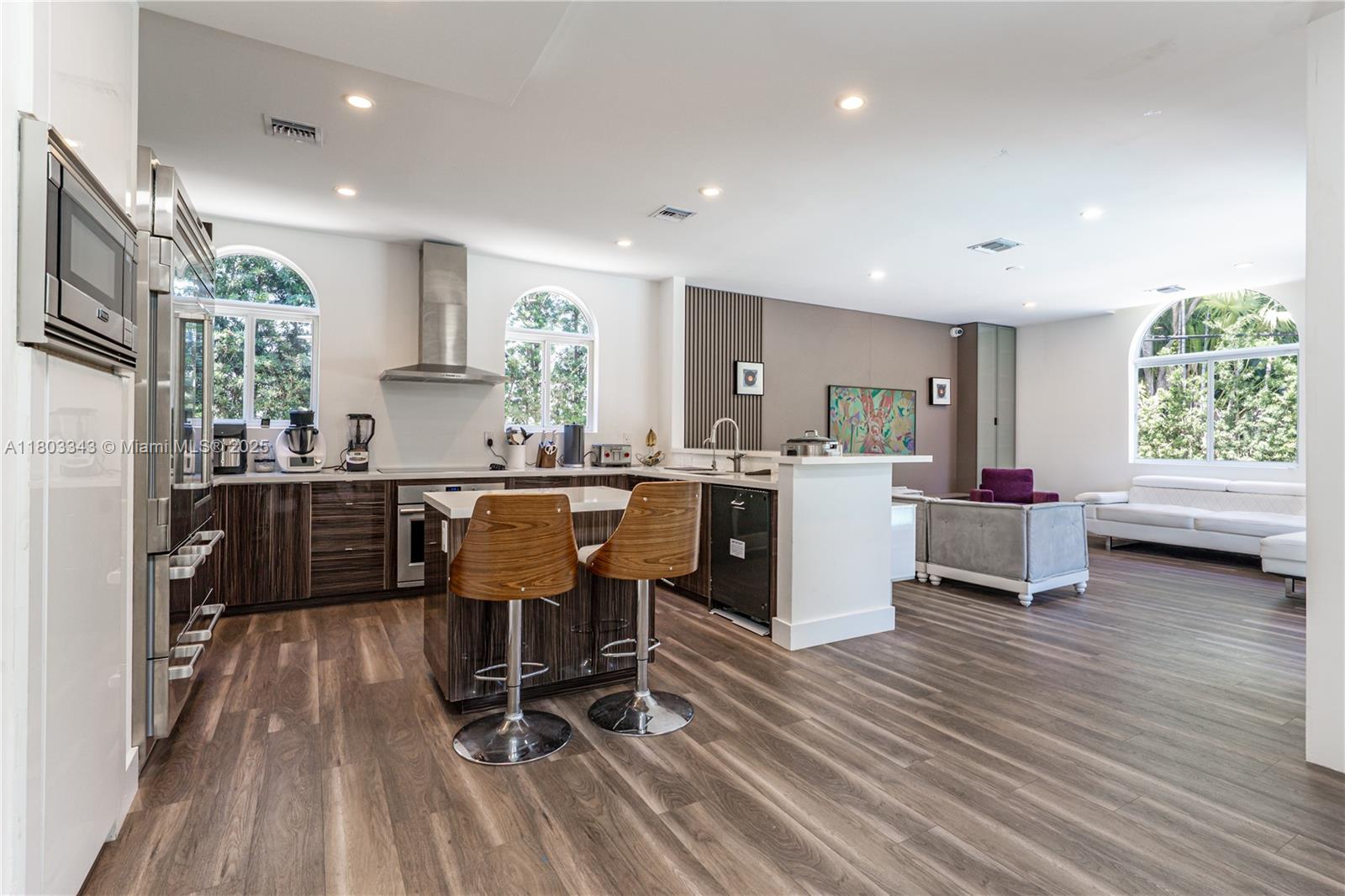 5978 Alton Rd, Miami Beach, Florida image 13