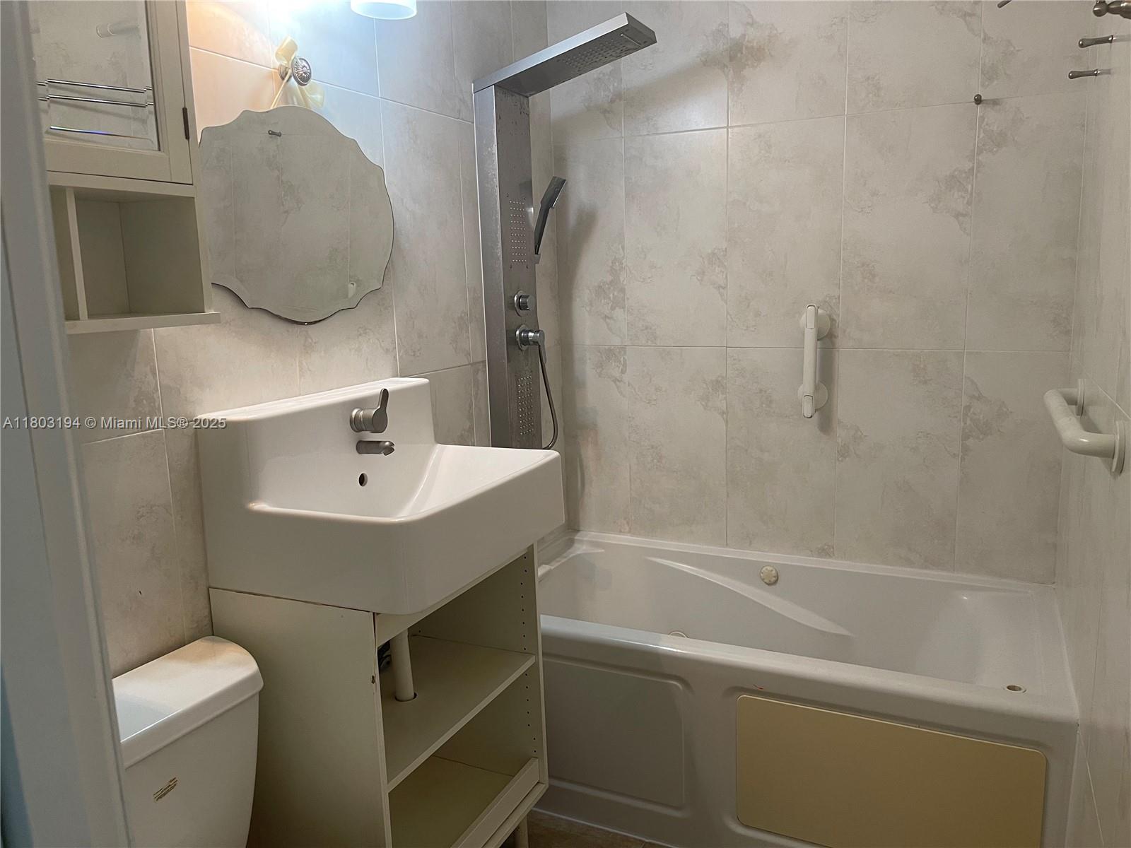 5100 NE 17th Ter, Fort Lauderdale, Florida image 11
