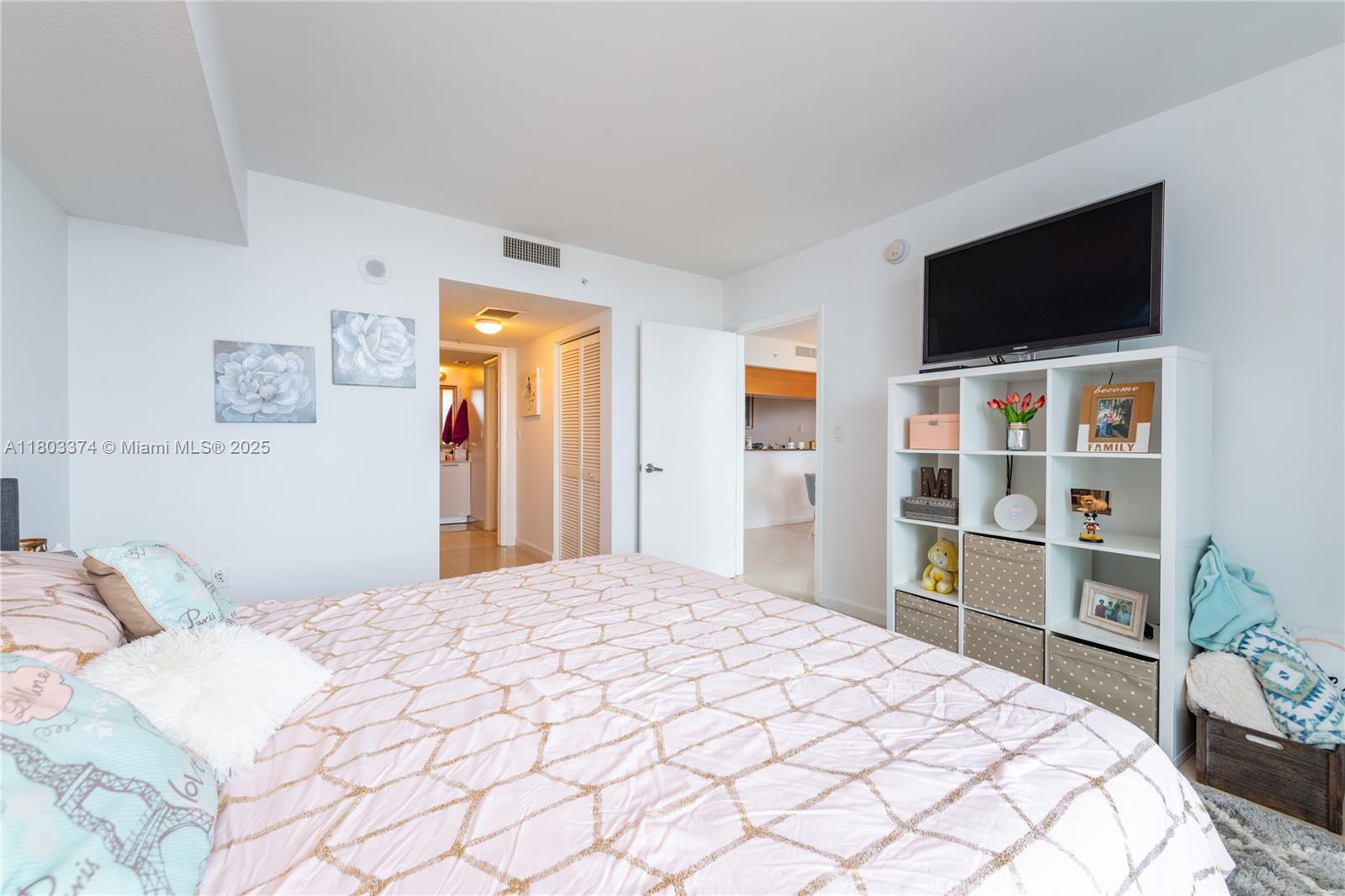 1800 N Bayshore Dr #2408, Miami FL 33132