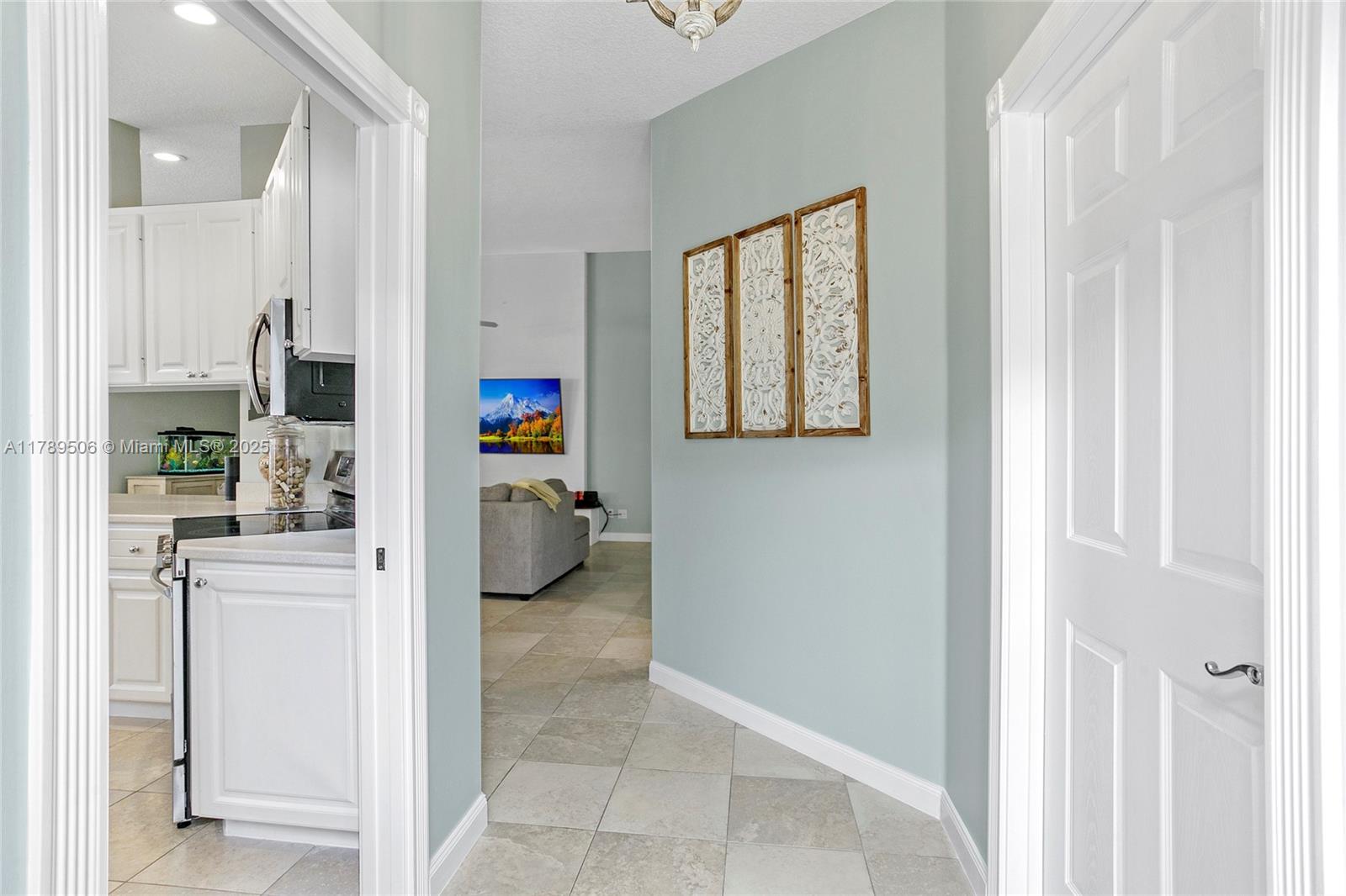 8199 Saint Johns Ct, Wellington, Florida image 15