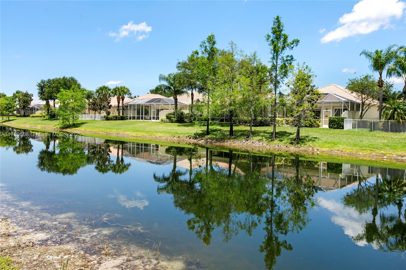 8199 Saint Johns Ct, Wellington, Florida image 30