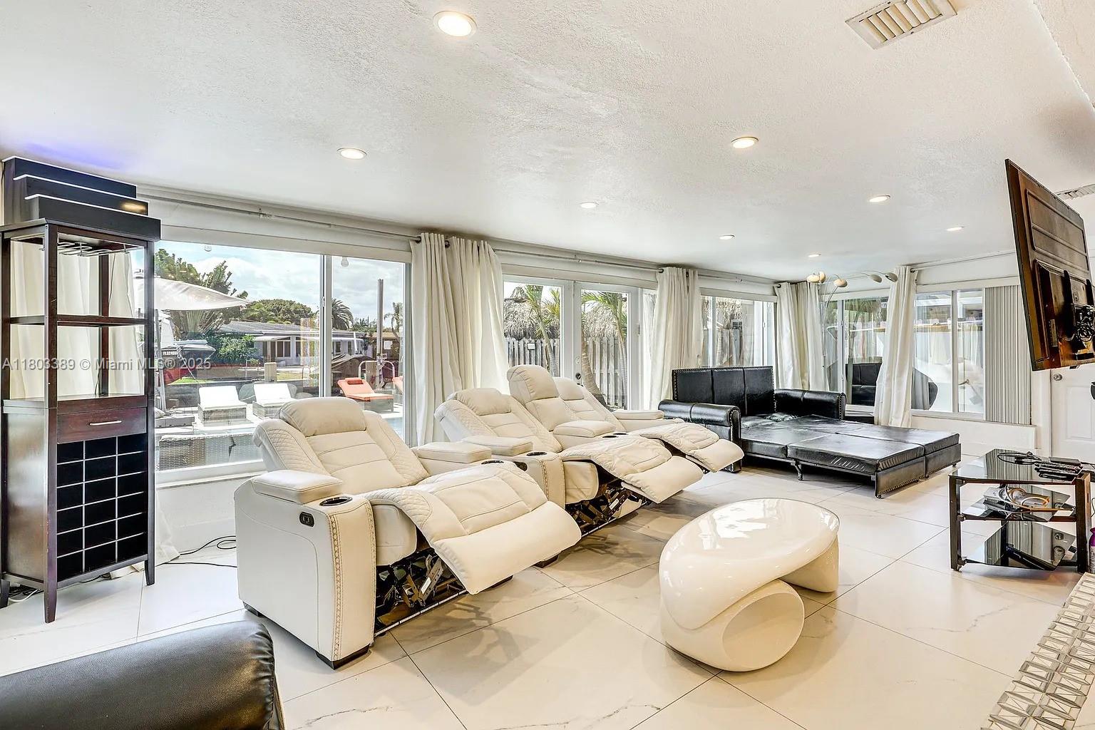 963 Nautilus Isle, Dania Beach, Florida image 17