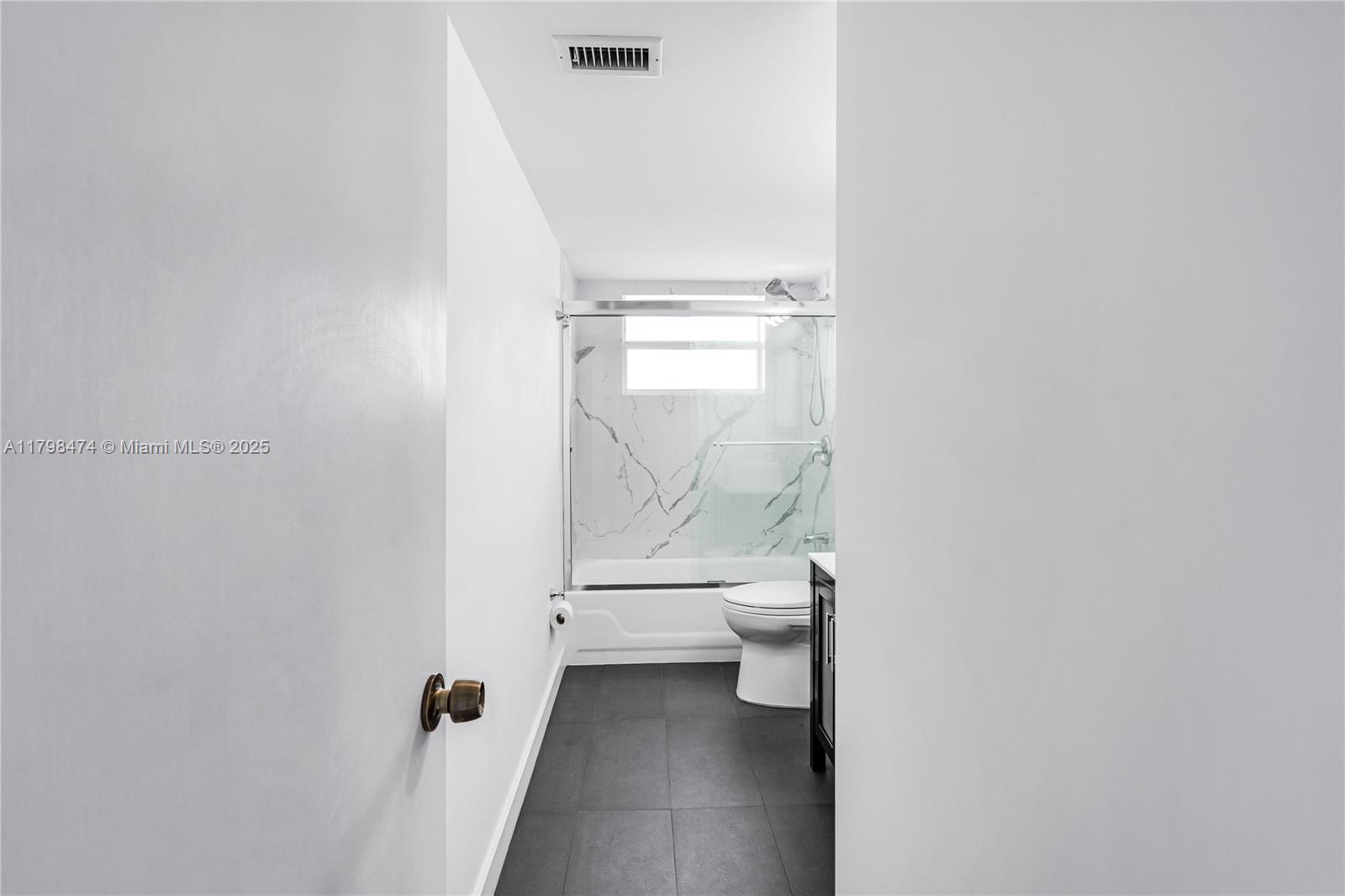 1780 NE 191st St #501-2, Miami, Florida image 18