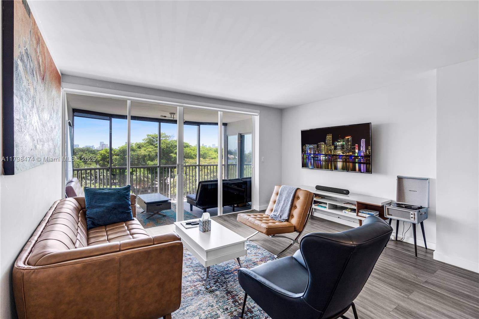 1780 NE 191st St #501-2, Miami, Florida image 4