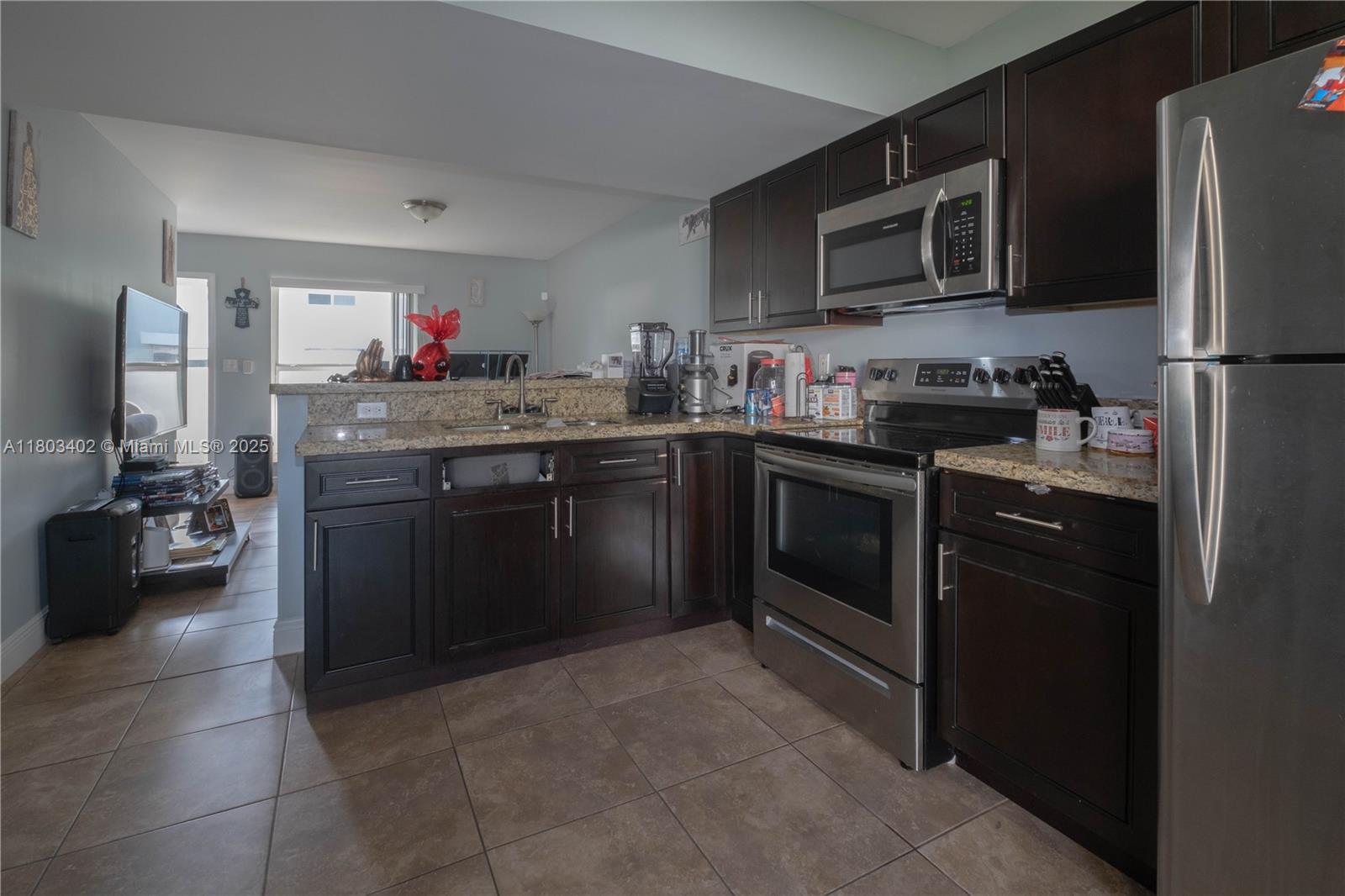 Property photo # 9