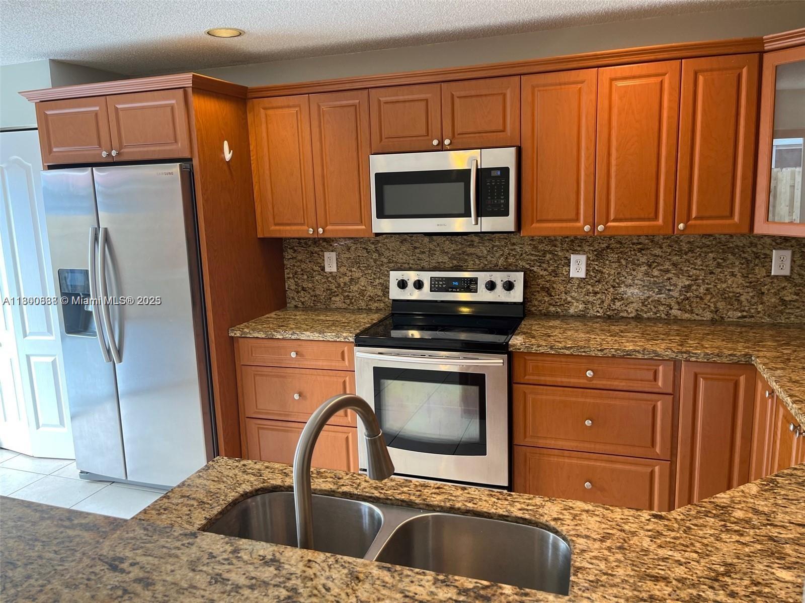 Property photo # 9