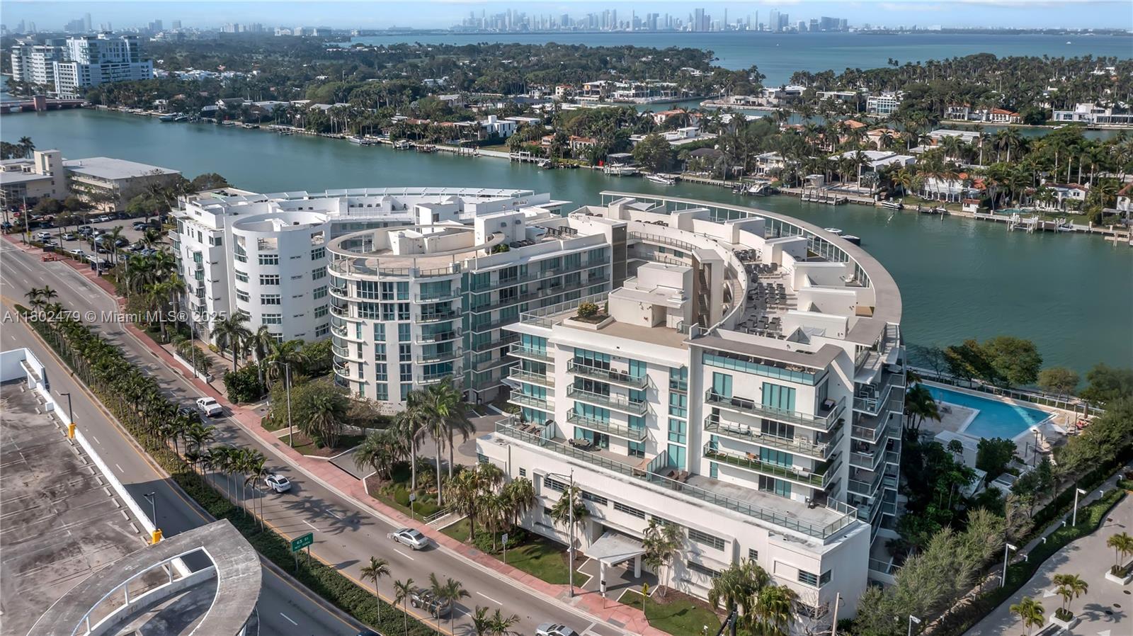 Condo for Sale in Miami Beach, FL