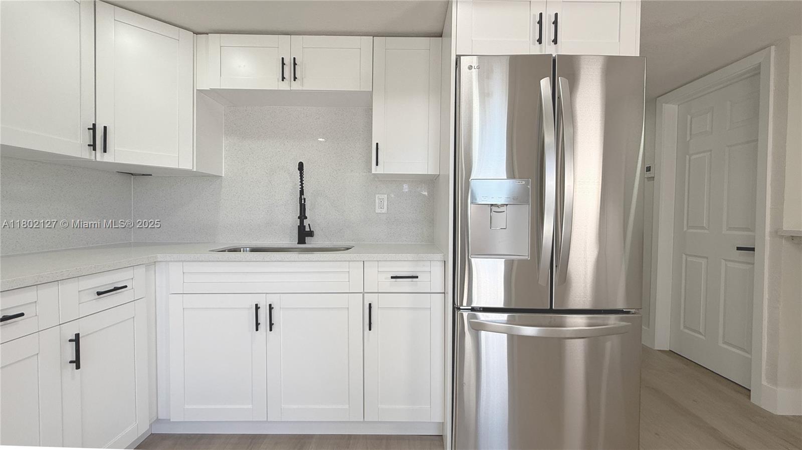 5531 SW 38th St, West Park, Florida image 11