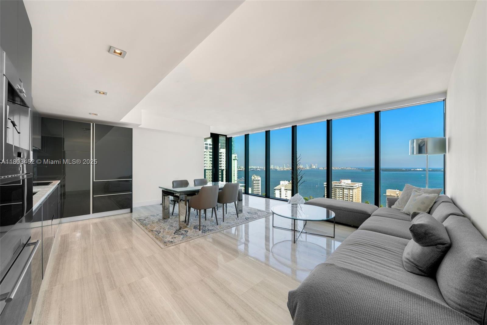 Condo for Rent in Miami, FL