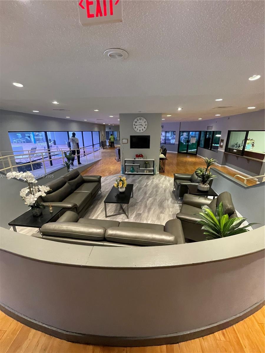 9330 Lime Bay Blvd #315, Tamarac, Florida image 6