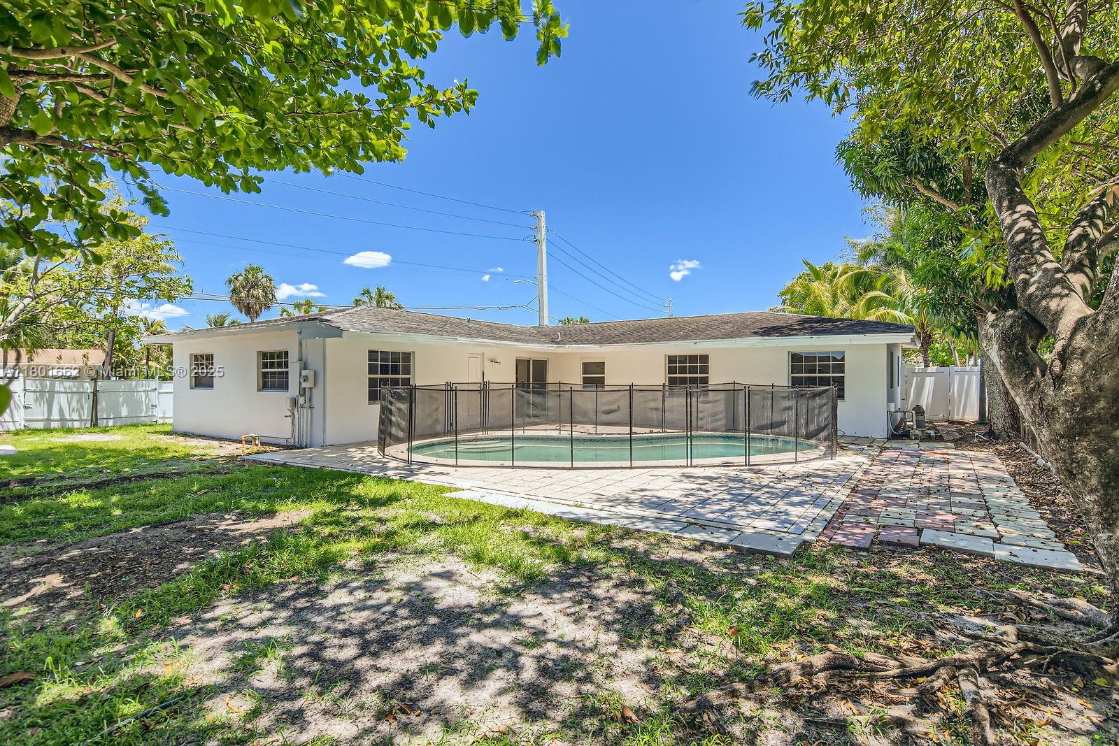 6714 Boulevard Of Champions, North Lauderdale, Florida image 19