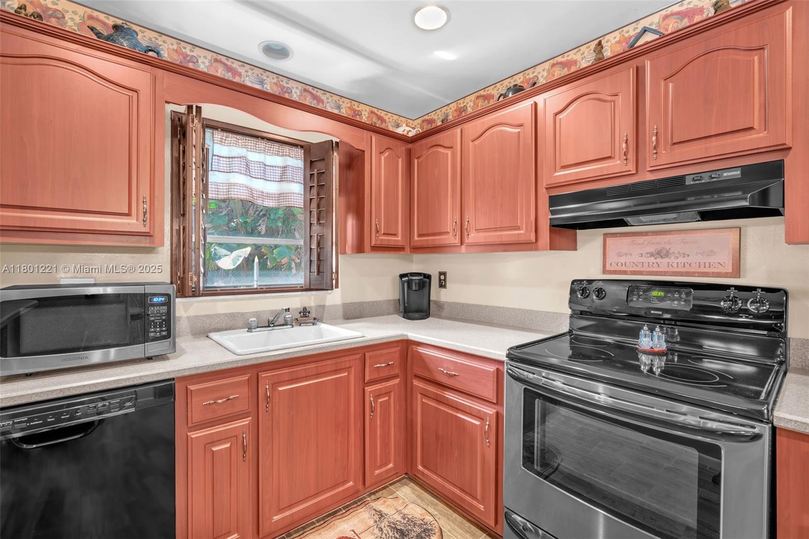 2218 Nova Village Dr, Davie, Florida image 17