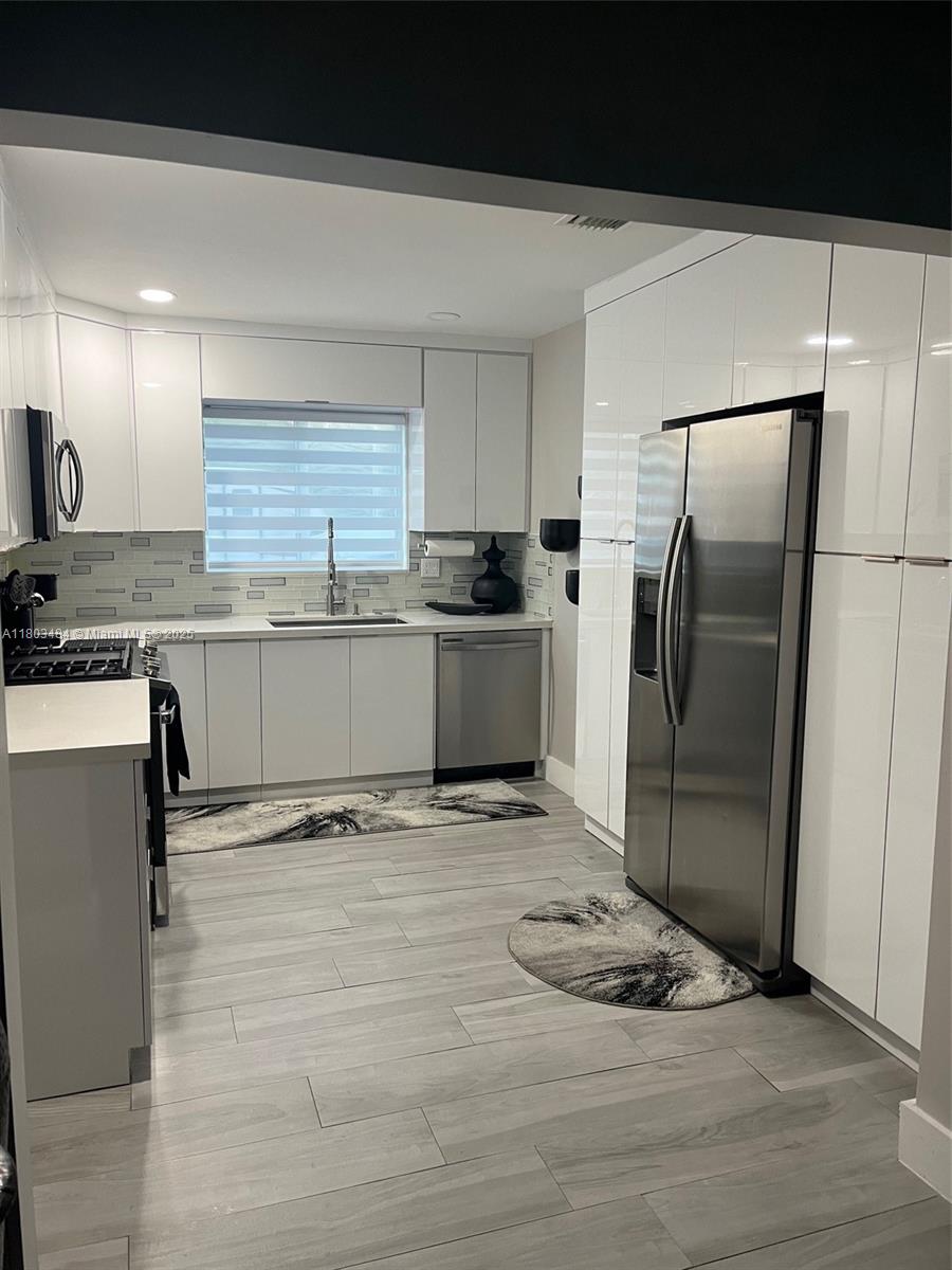3195 W 10th Ave, Hialeah, Florida image 6