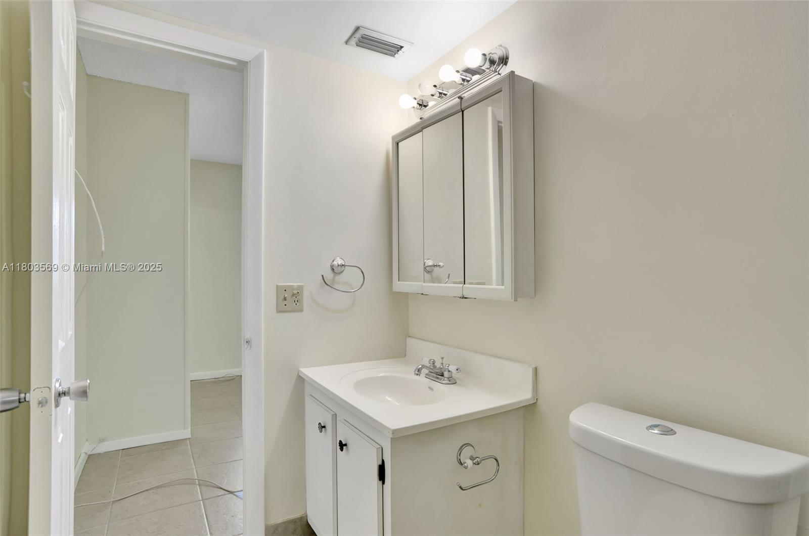 551 NW 80th Ter #203, Margate, Florida image 20