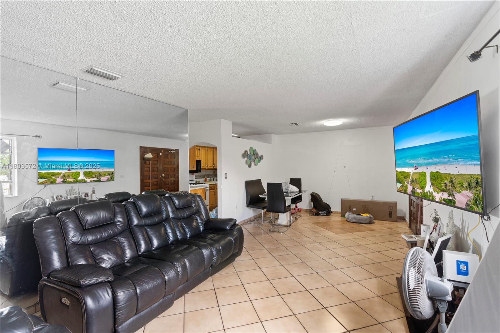 788 W 32nd St, Hialeah, Florida image 10