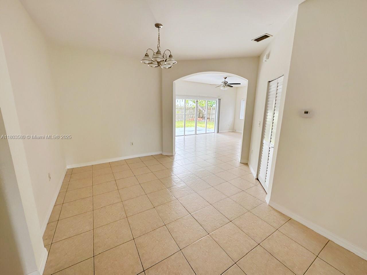 Residential, Miami, Florida image 3