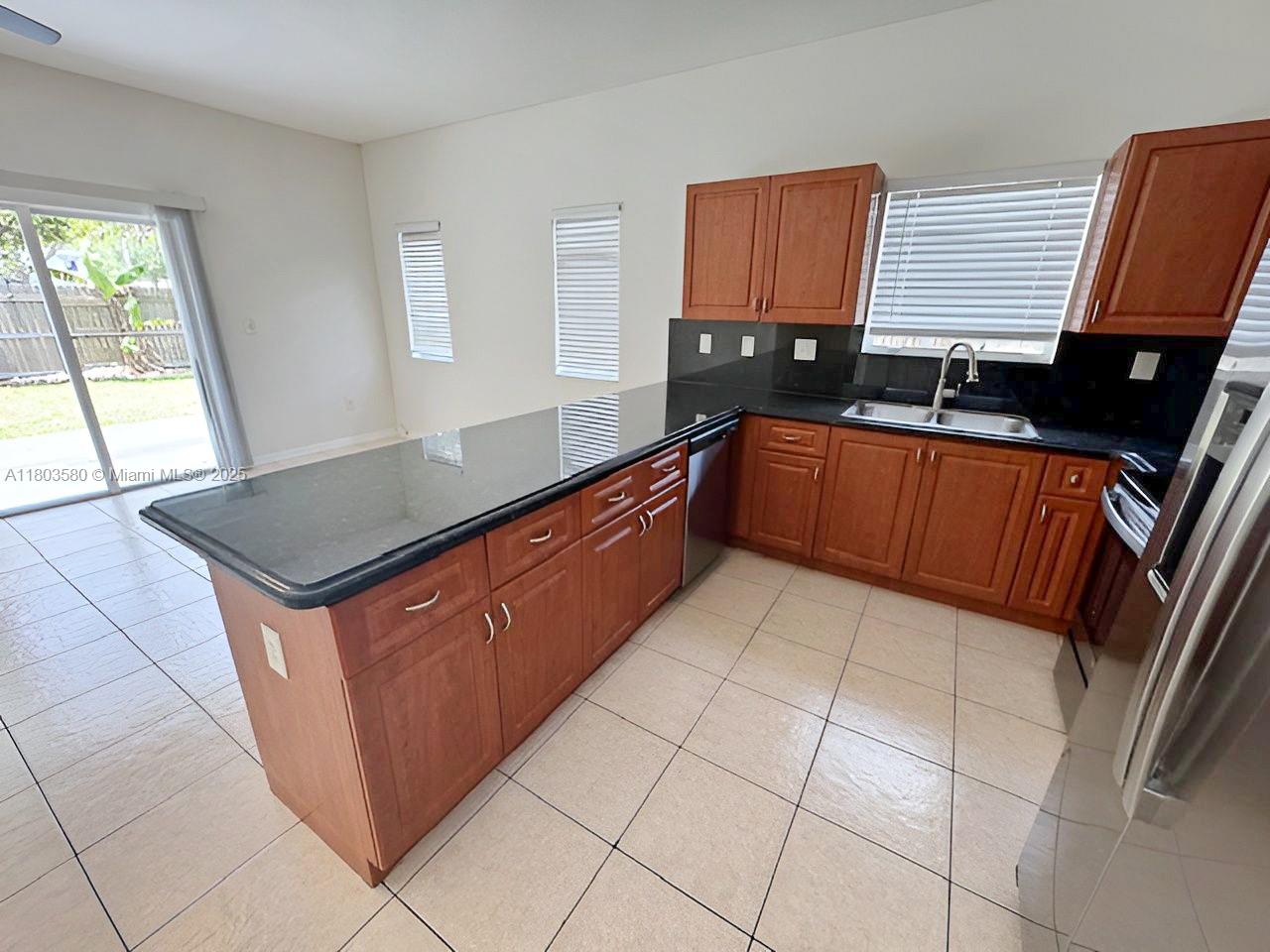 Residential, Miami, Florida image 9
