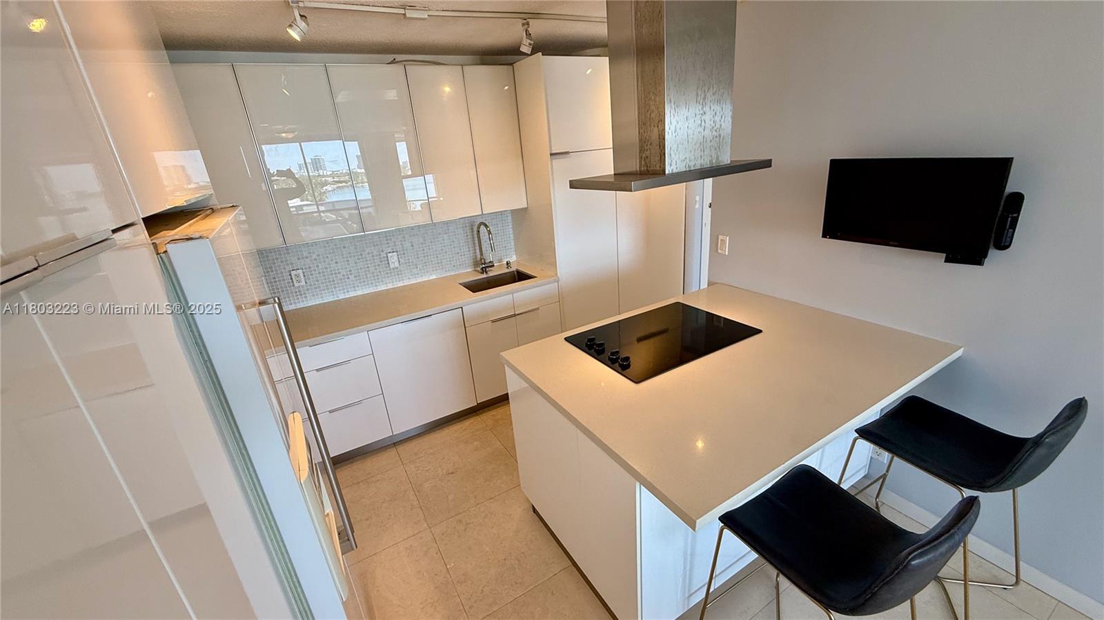 Property photo # 9