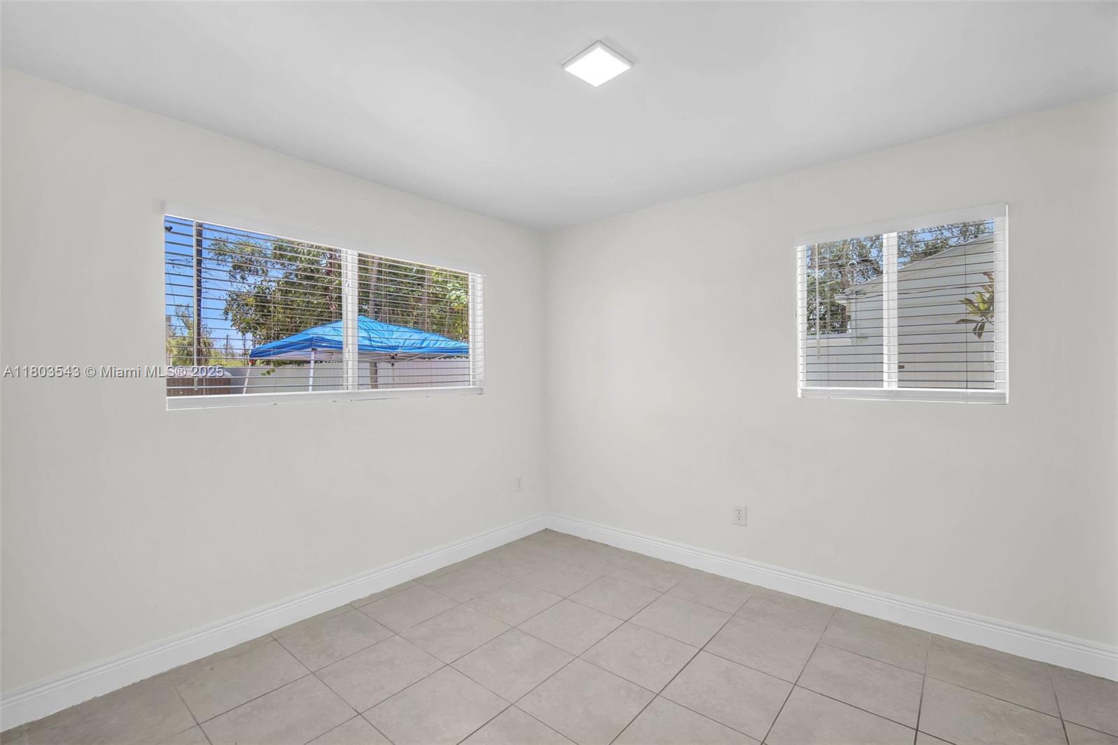 Property photo # 8