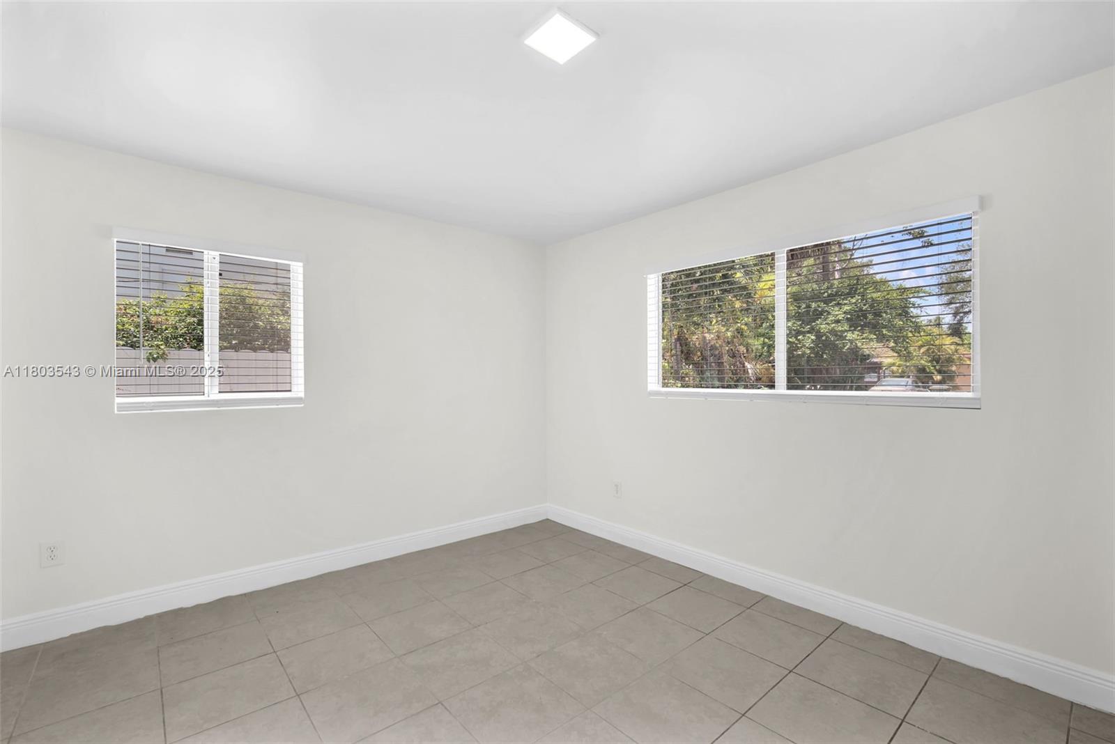 Property photo # 9