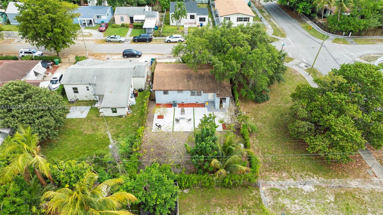 941 NW 76th St, Miami, Florida image 34