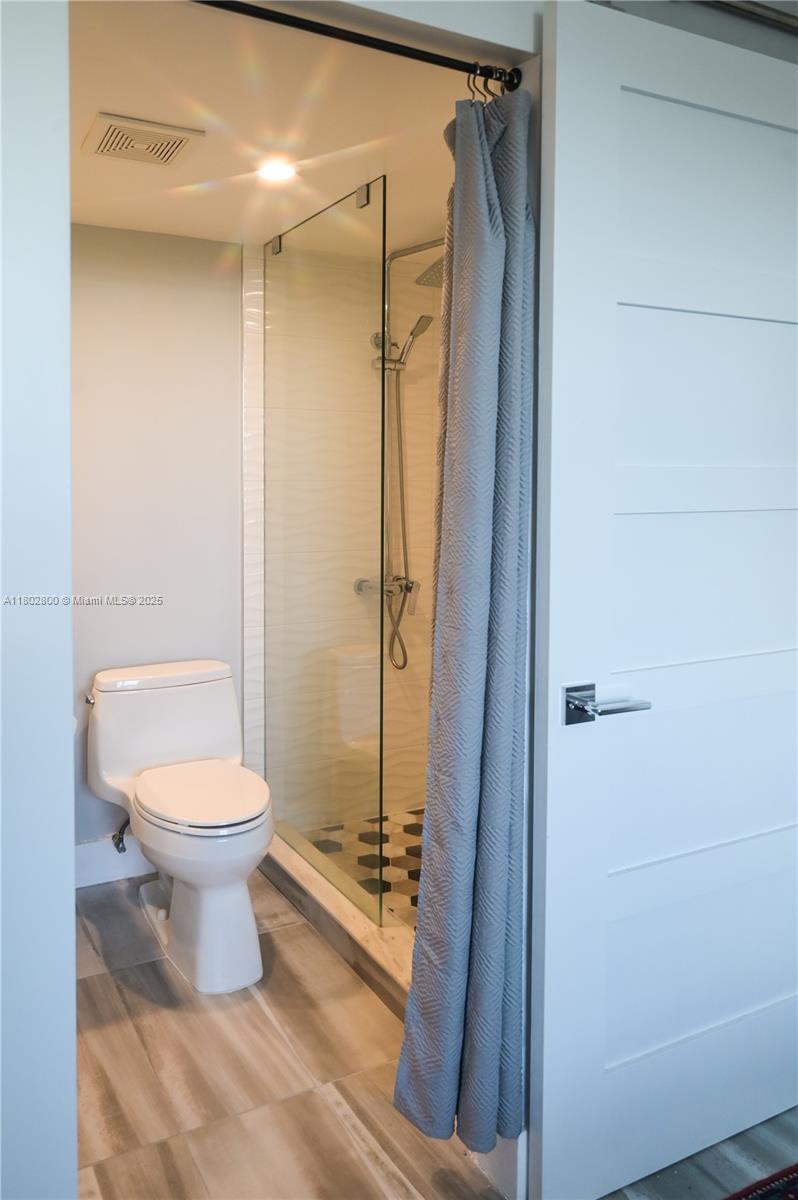 401 SE 3rd St #403, Dania Beach, Florida image 31