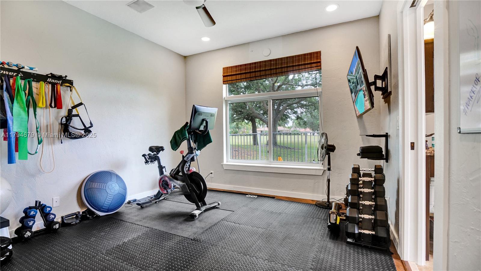 2495 Eagle Watch Ln, Weston, Florida image 40
