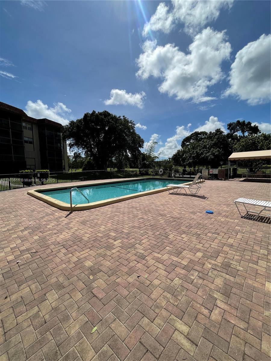 6260 S Falls Cir Dr #102, Lauderhill, Florida image 30