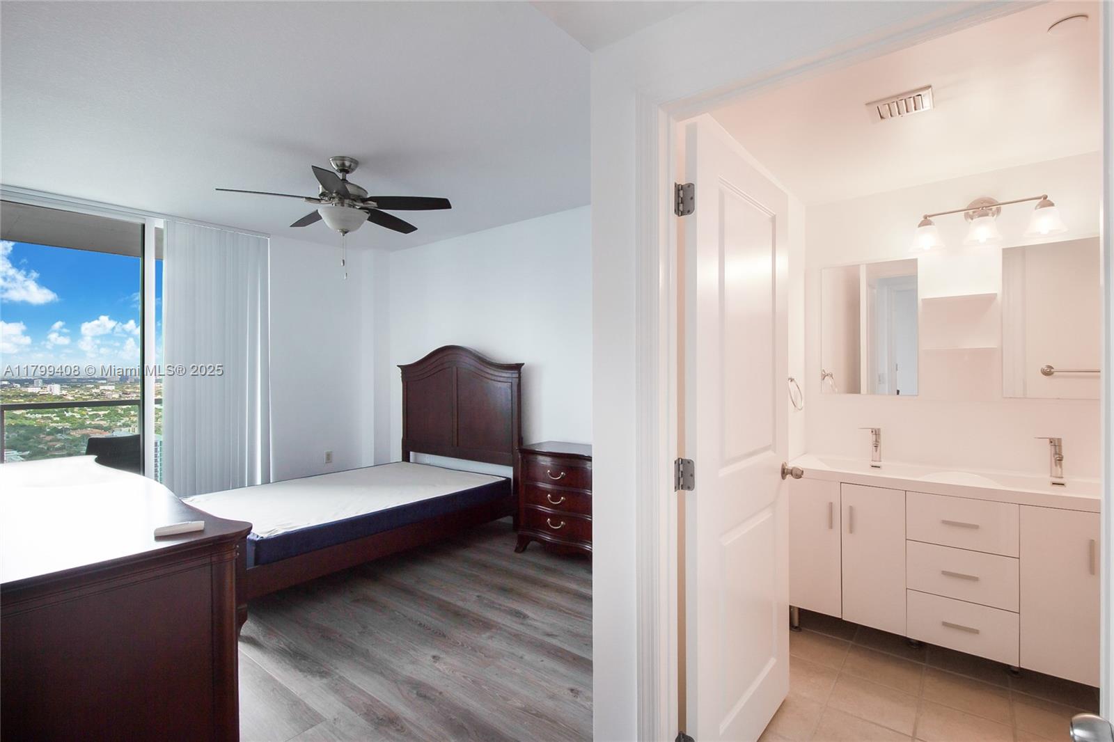 Property photo # 7