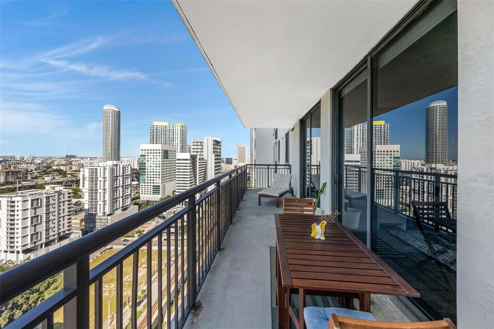 999 SW 1st Ave #2509, Miami FL 33130