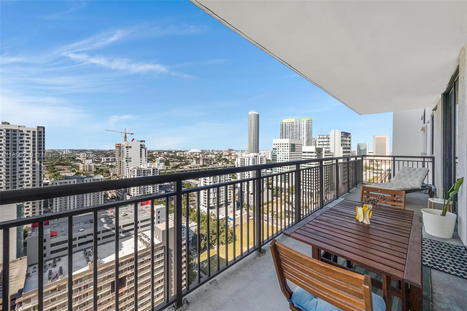 999 SW 1st Ave #2509, Miami FL 33130