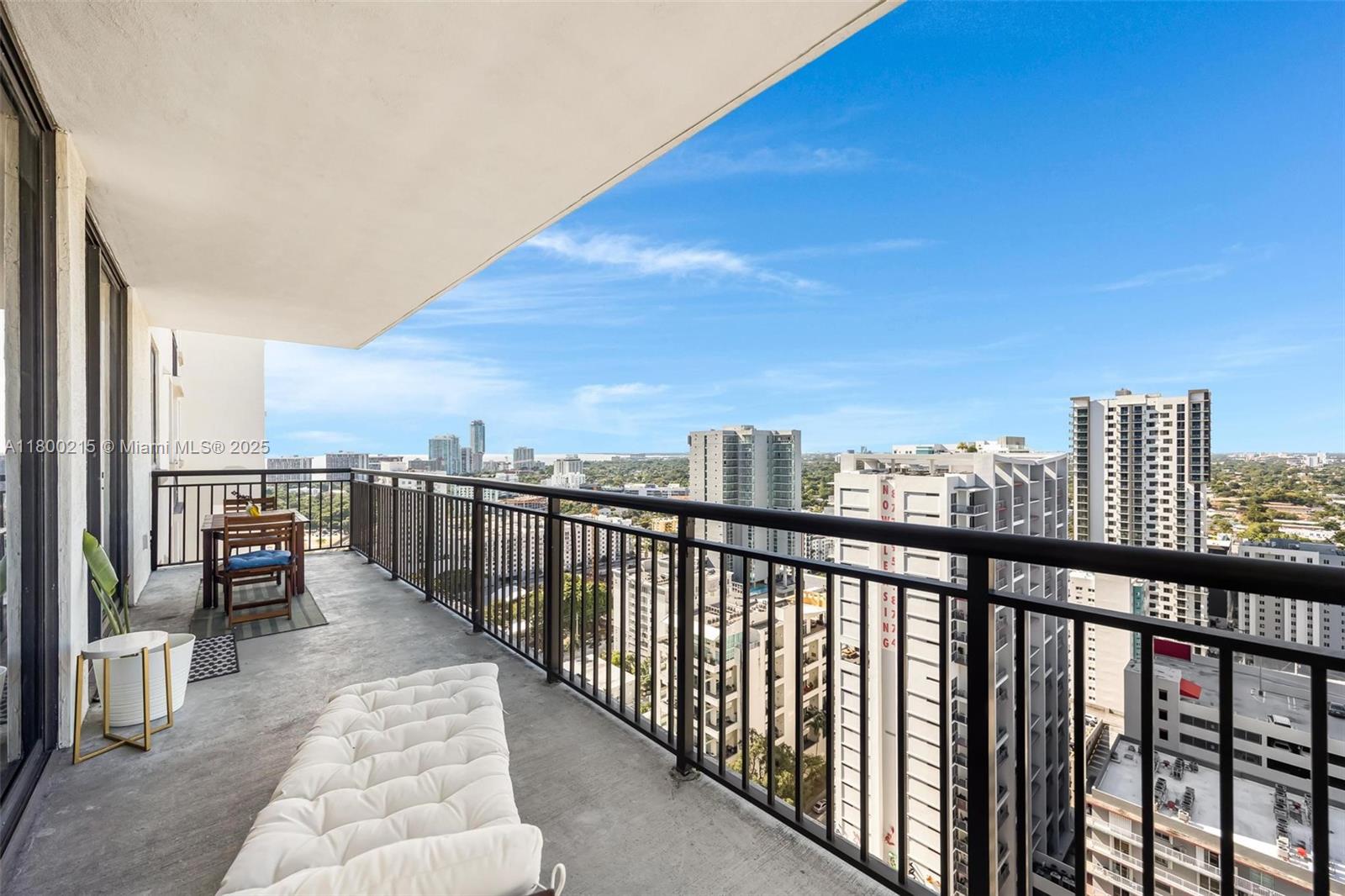 999 SW 1st Ave #2509, Miami FL 33130