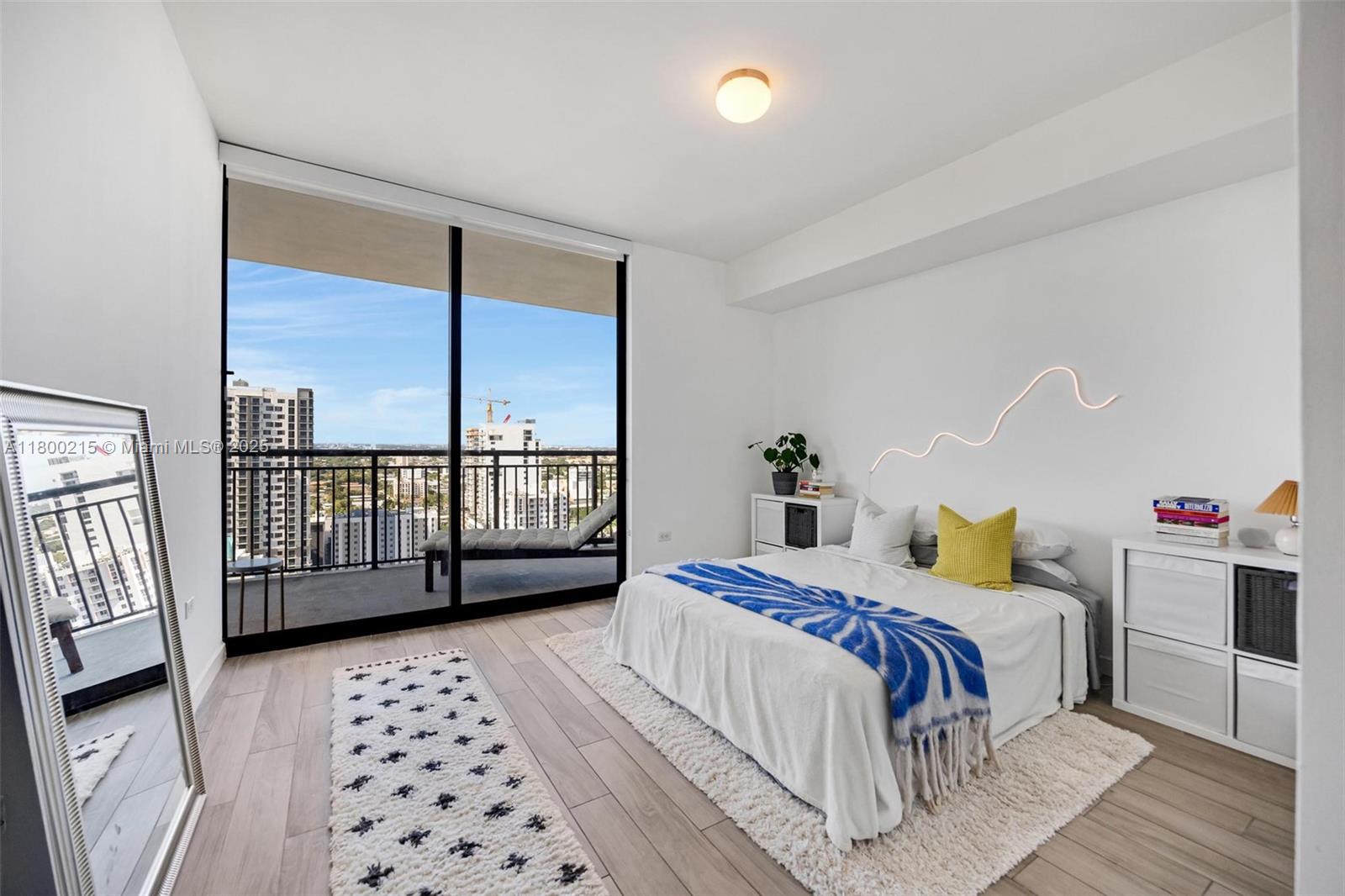 999 SW 1st Ave #2509, Miami FL 33130