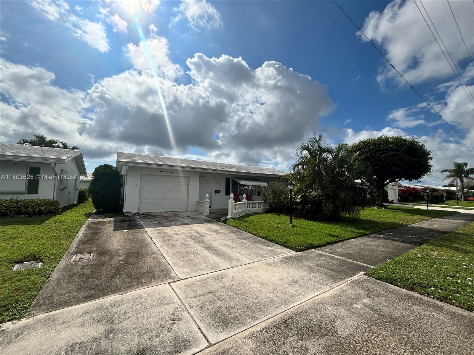 1308 SW 18th St, Boynton Beach, Florida image 3