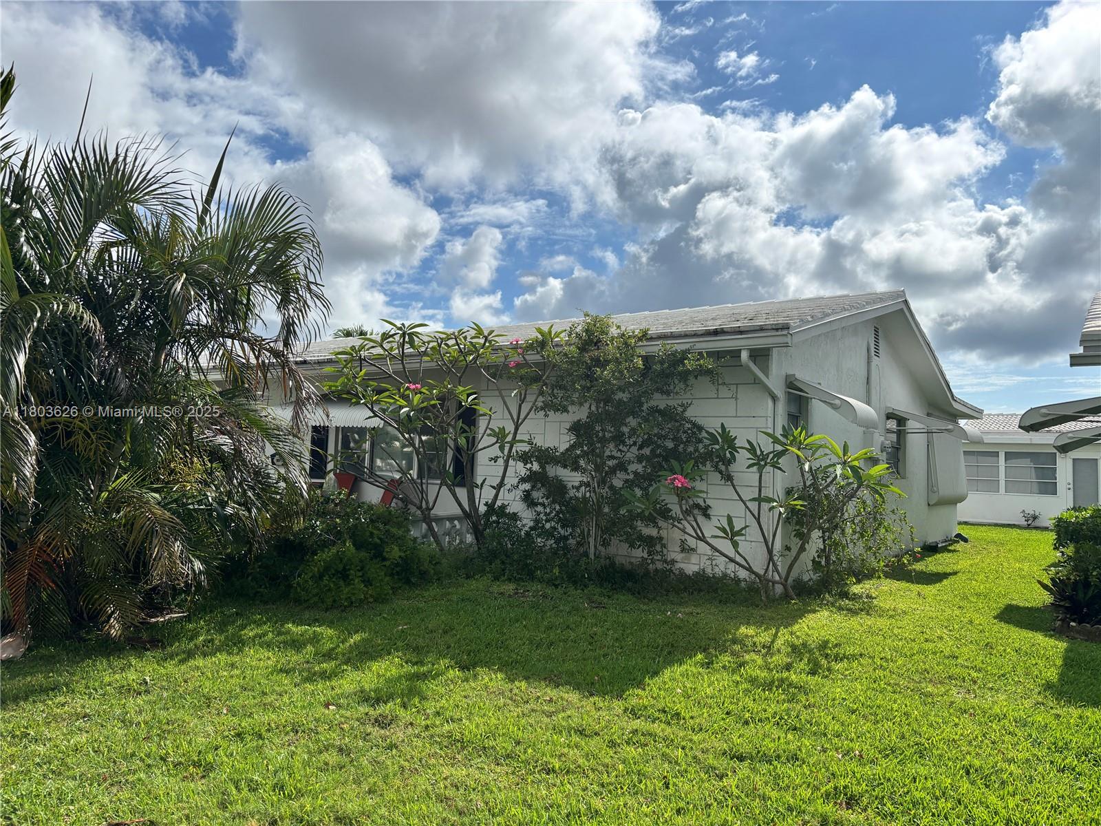 1308 SW 18th St, Boynton Beach, Florida image 9