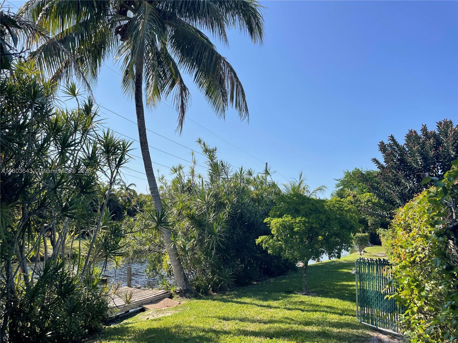 1101 SW 75th Ter, Plantation, Florida image 29