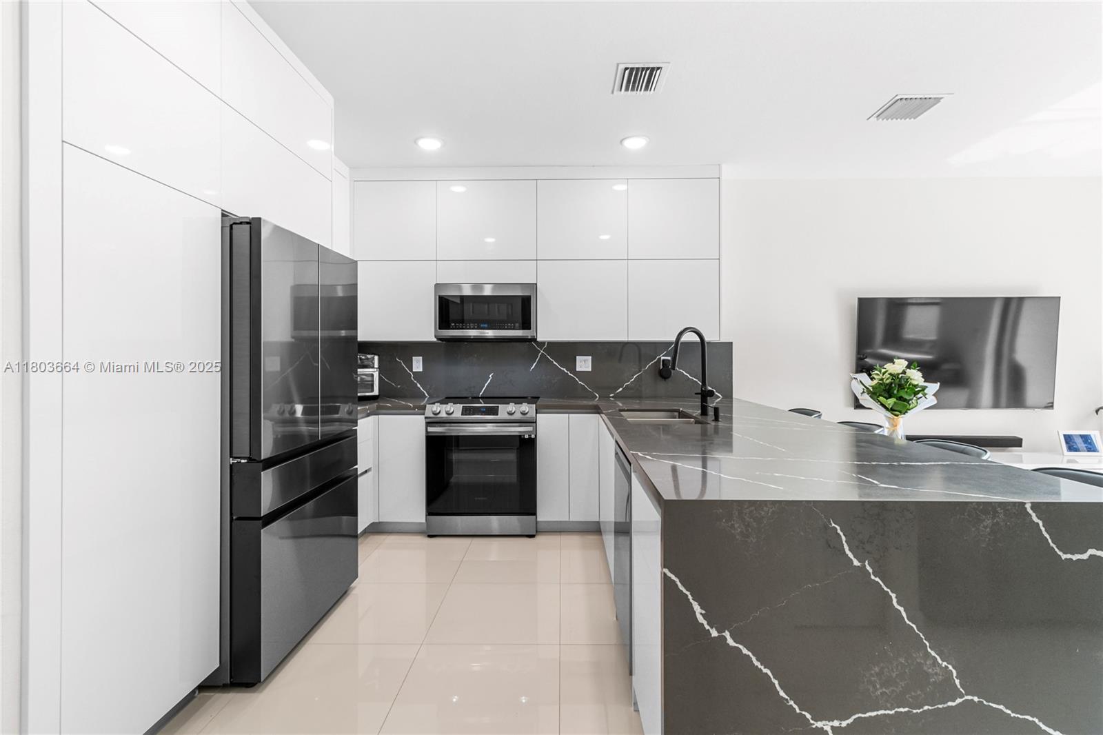 Property photo # 3