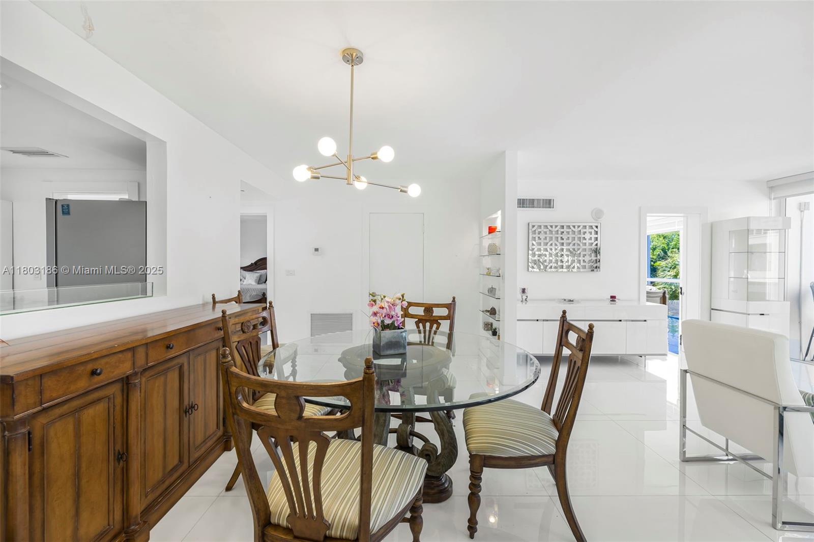 1 Harbour Way #305, Bal Harbour, Florida image 10