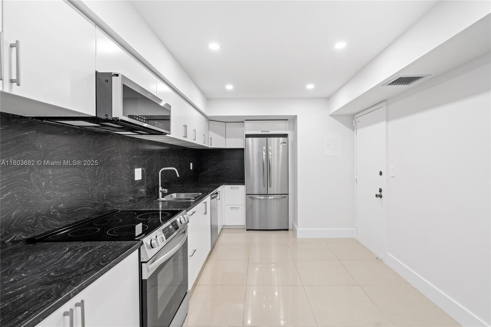 Property photo # 7