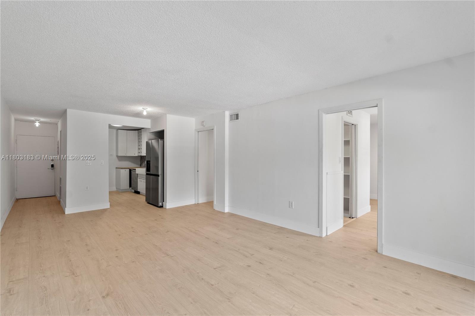 6886 N Kendall Dr #D207, Pinecrest, Florida image 14