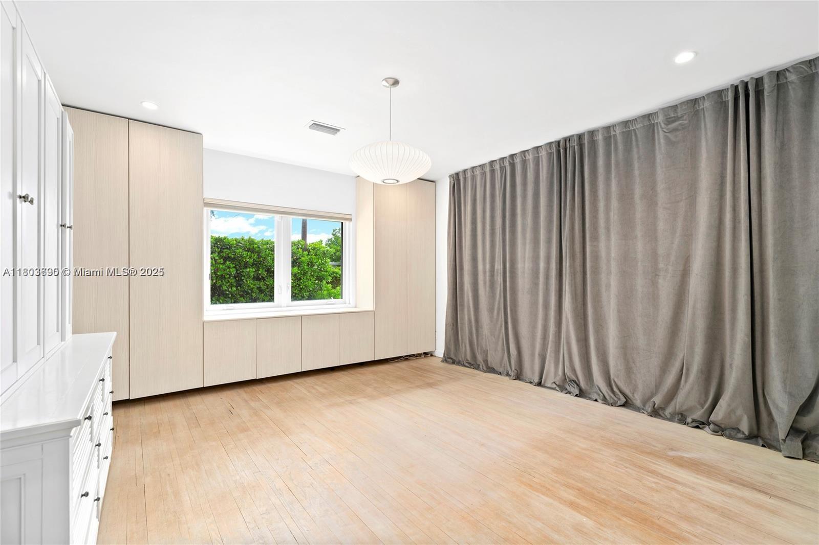 5120 Cherokee Ave, Miami Beach, Florida image 14