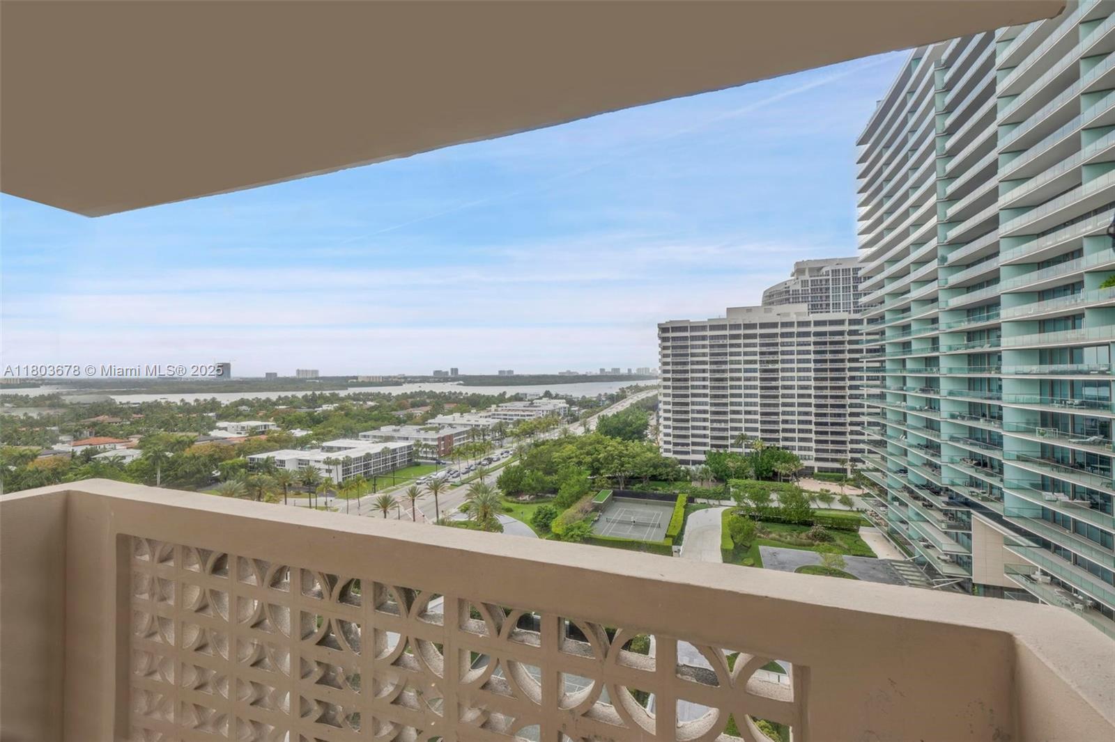 10185 Collins Ave #1502, Bal Harbour, Florida image 21