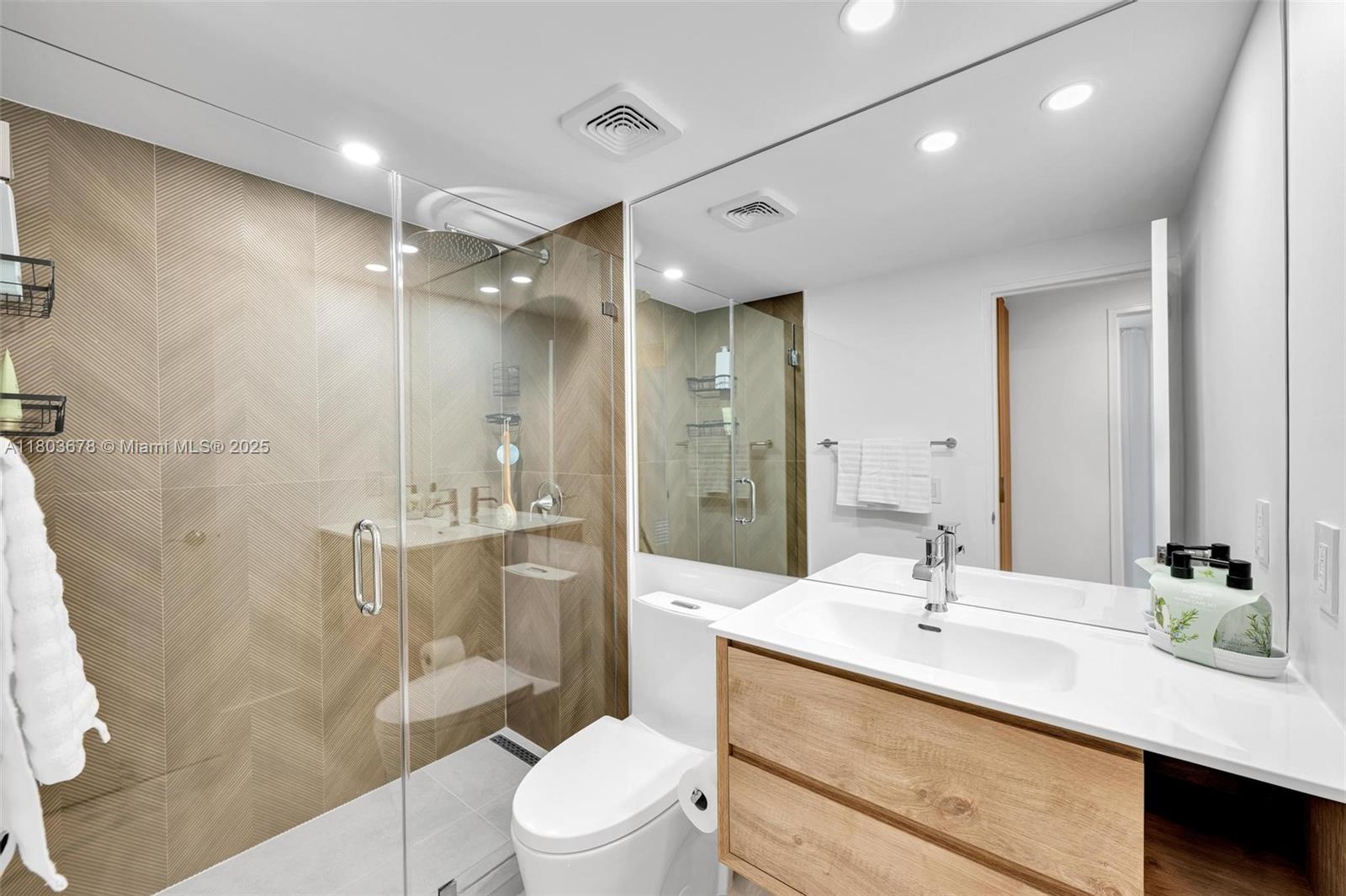 10185 Collins Ave #1502, Bal Harbour, Florida image 4