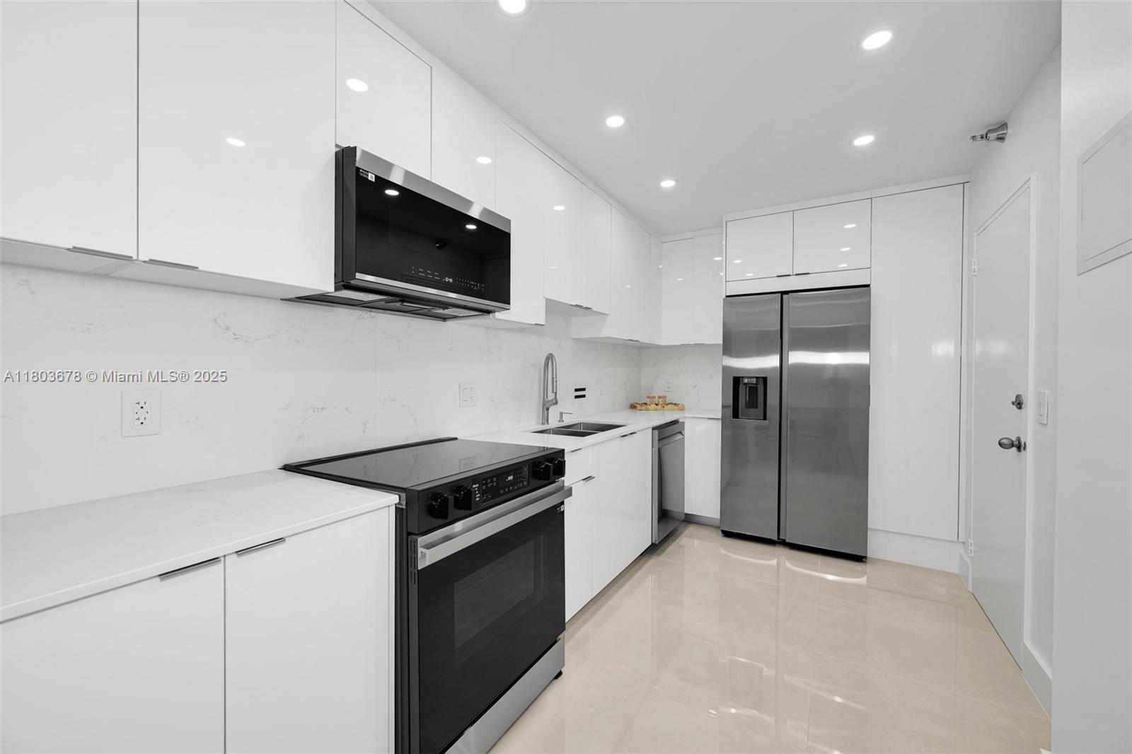 10185 Collins Ave #1502, Bal Harbour, Florida image 7